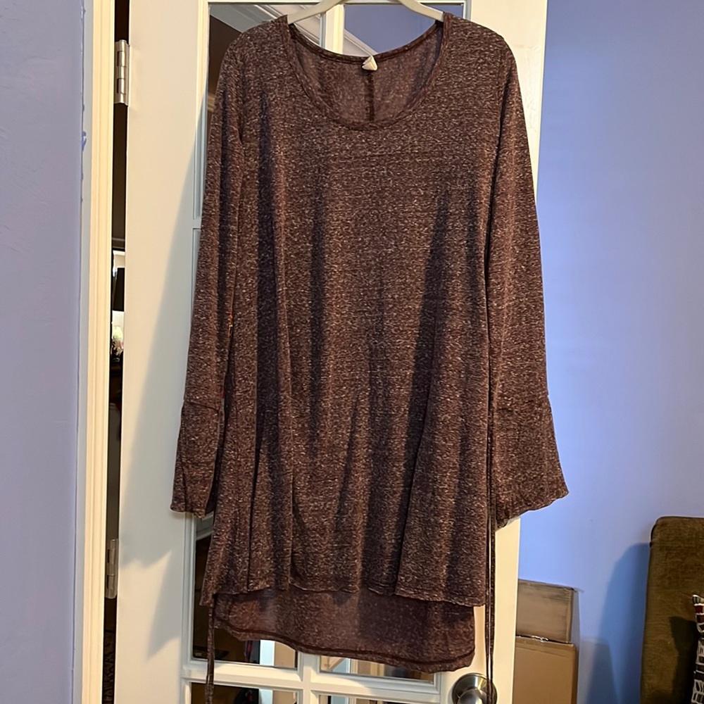 Maroon long sleeve tunic - ties on sleeves